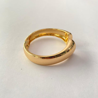 Gold Plated Shiny Openable Bracelet