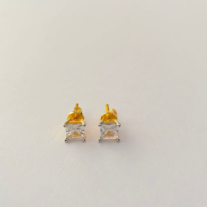 Square Shape Gold Plated Back Screw Solitaire
