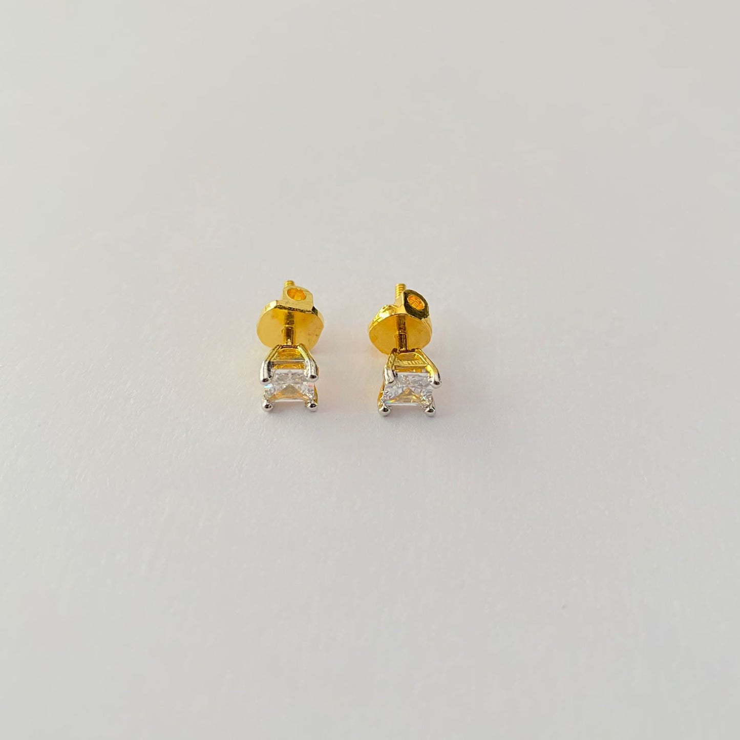 Small Square Shape Gold Plated with Back Screw Solitaire
