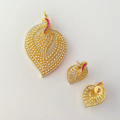 A.D Daimond Gold Plated Big Pendant Set