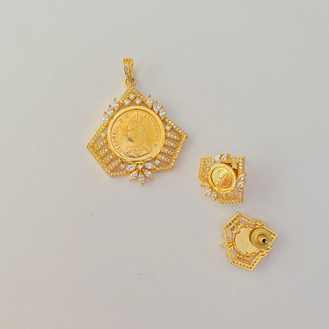 Diamond Gini Gold Plated Triangular Shape Pendant Set