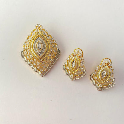 Marquise Shaped Frame Diamond Pendant Set