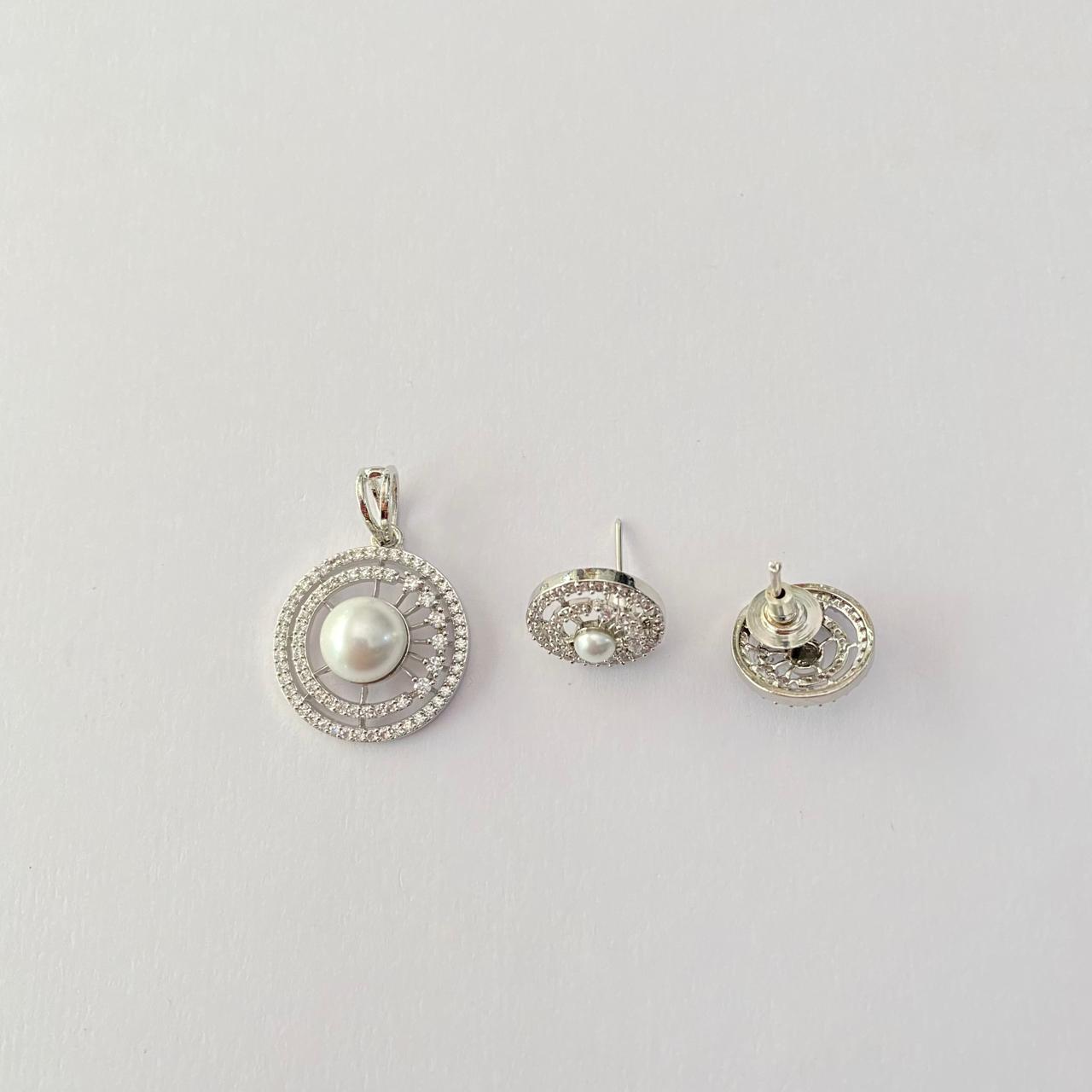 Pearl Silver Plated Pendant Set