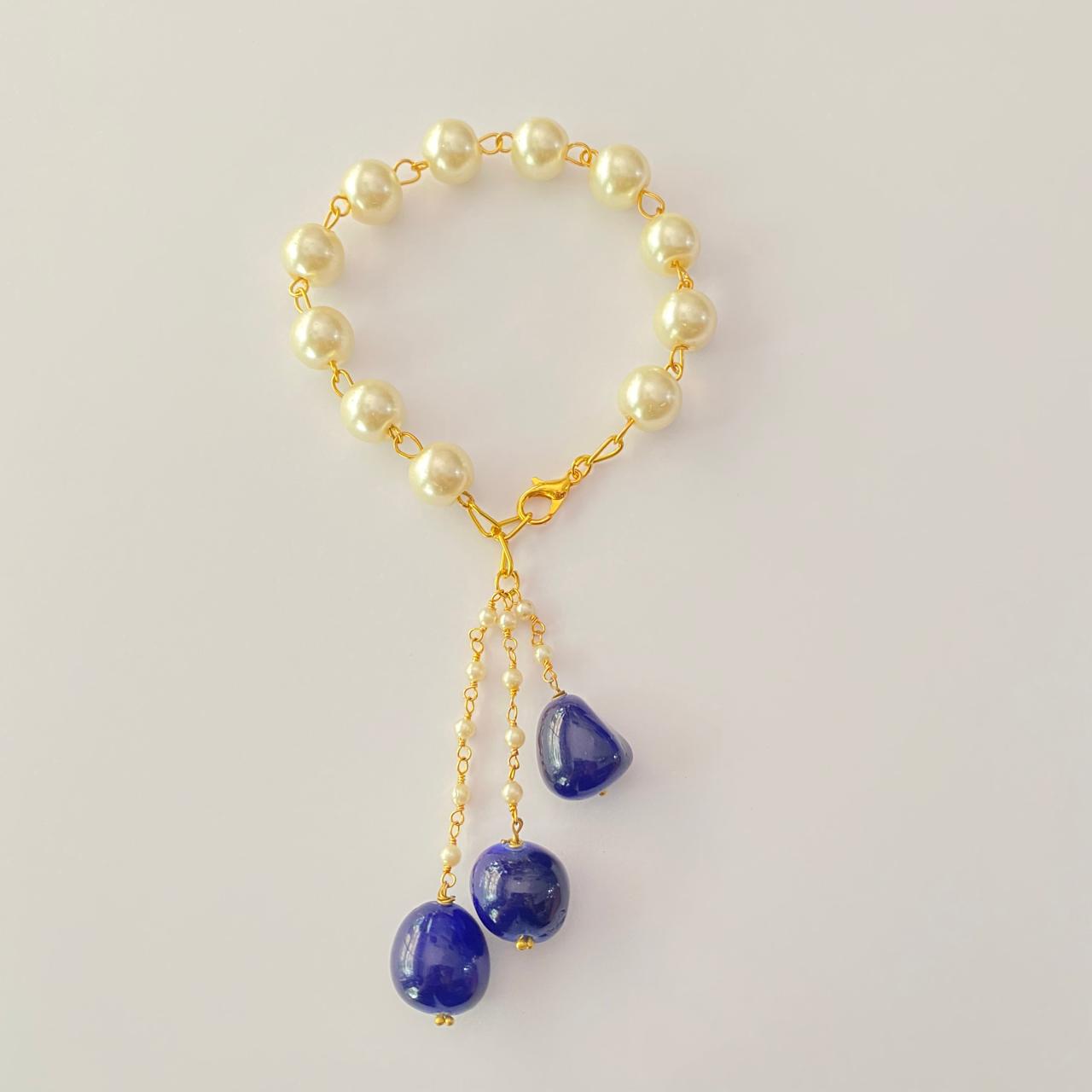 PEARL LUMBA RAKHI LATEST DESIGN FOR WOMEN