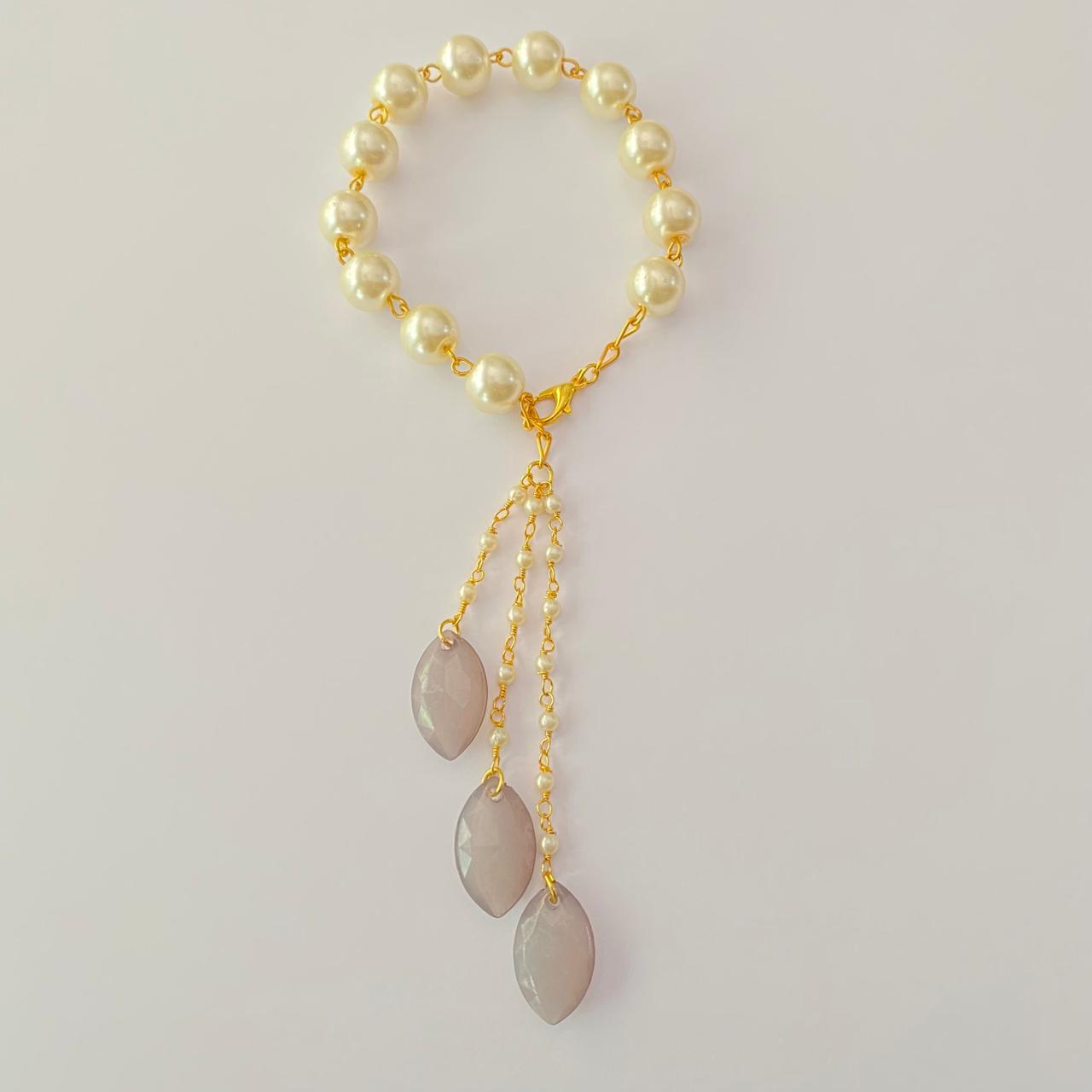LATEST FANCY LUMBA RAKHI FOR WOMEN