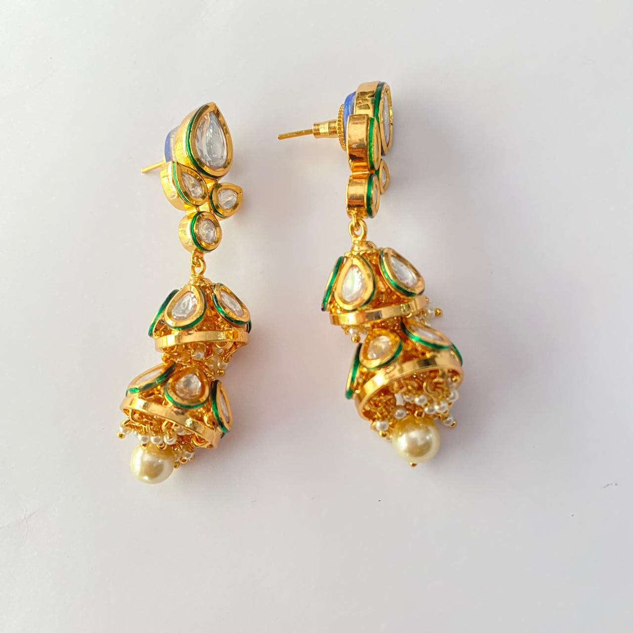Gold Plated Kundan Jhumka Earring