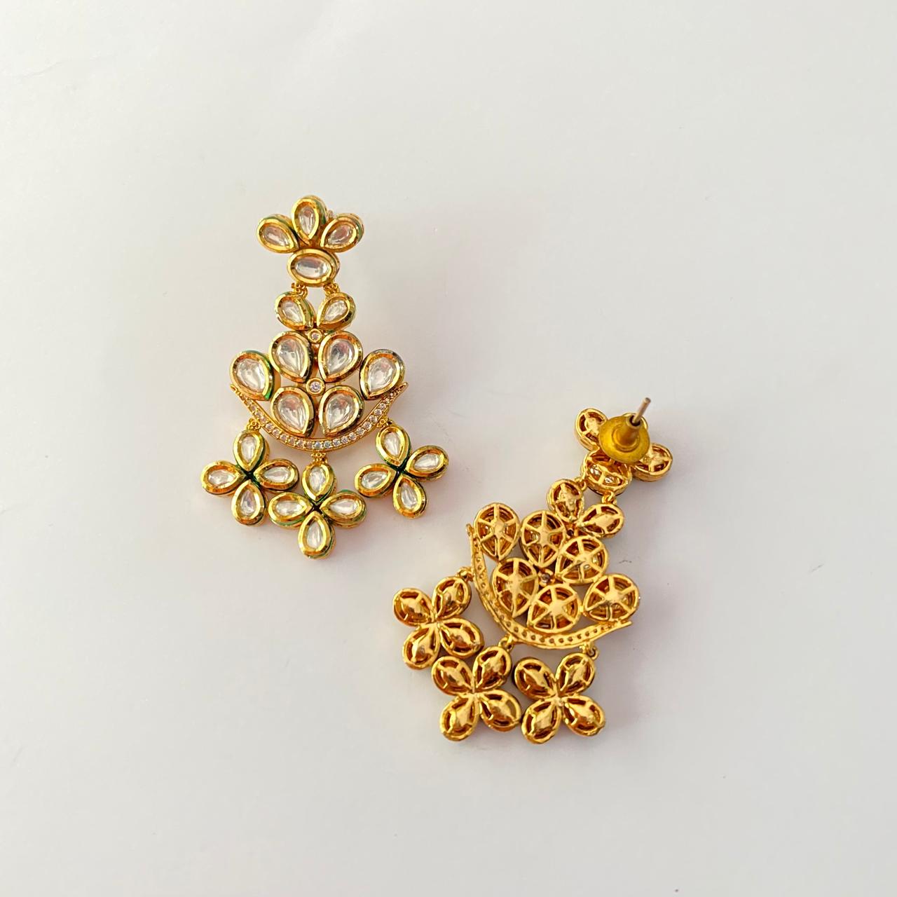 Floral Gold Plated Kundan Earring