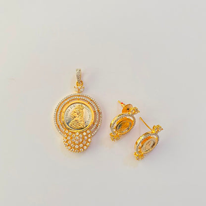 Gini Gold Plated Diamond Pendant Set