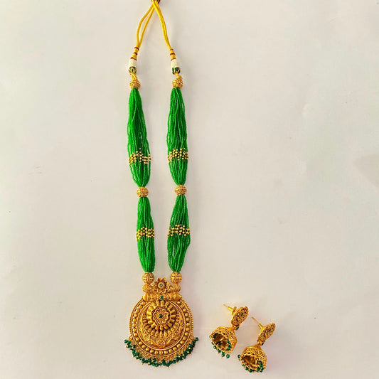 Green Long Antique Gold Necklace Set