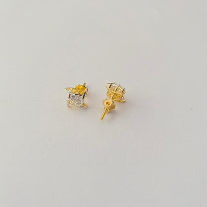 Round Shape Single Stone With Open Work Crisscross Square Frame Gold Plated Solitaire