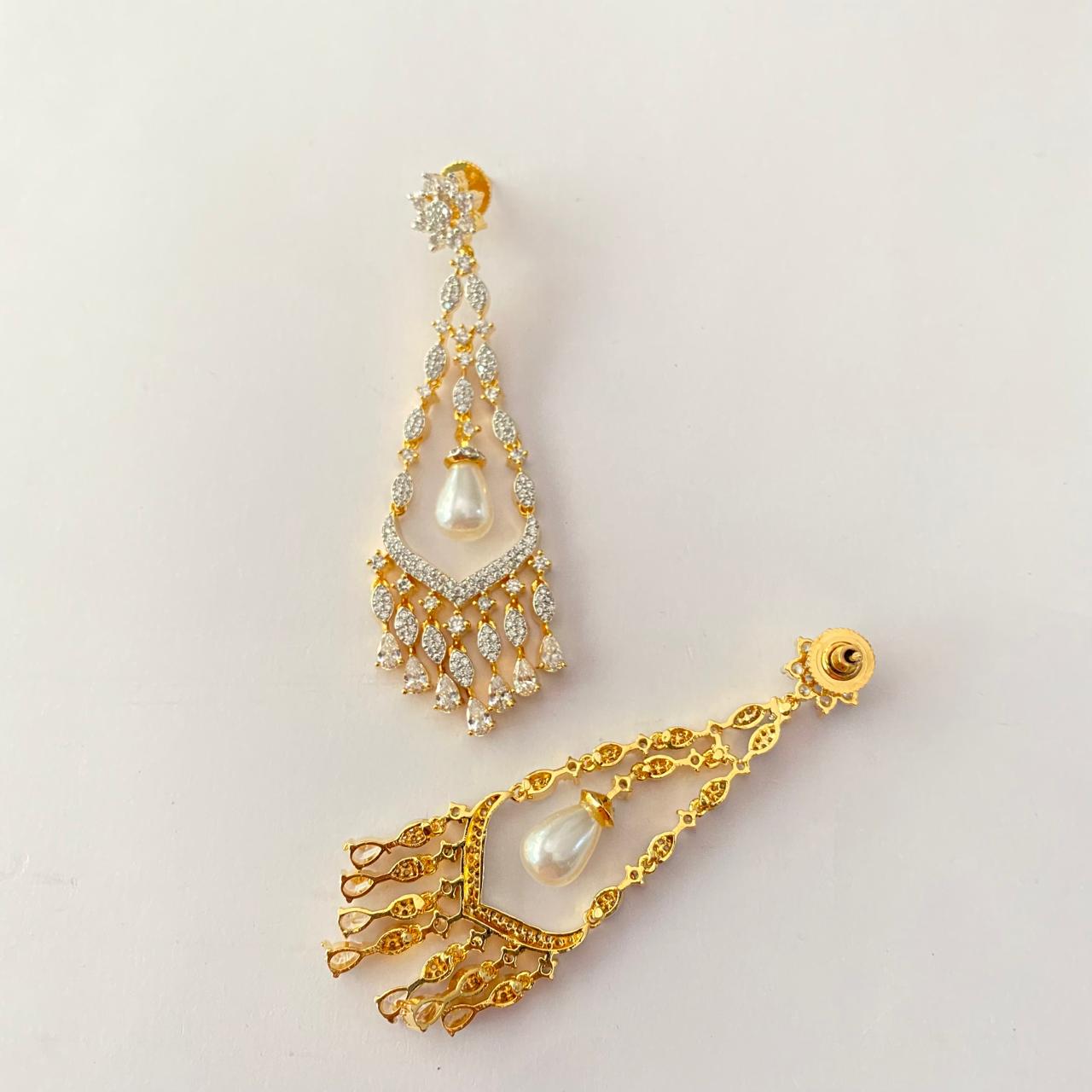 Gold Plated Teardrop Stone Pearl in the Center Dangler Earring