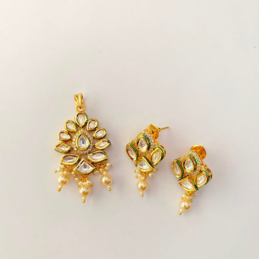 Kundan Gold Plated Pendant Set