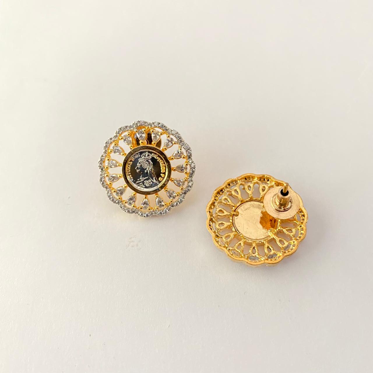 Gini Gold Plated Round Shape Floral Design Stud