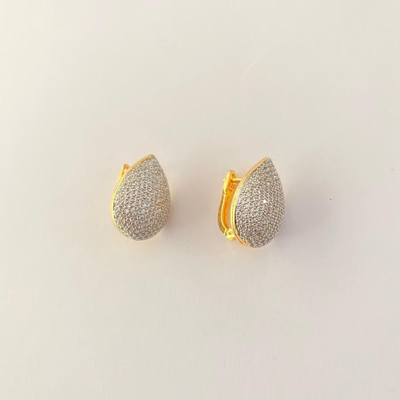 Gold Plated Drop Design with Back Clip Stud