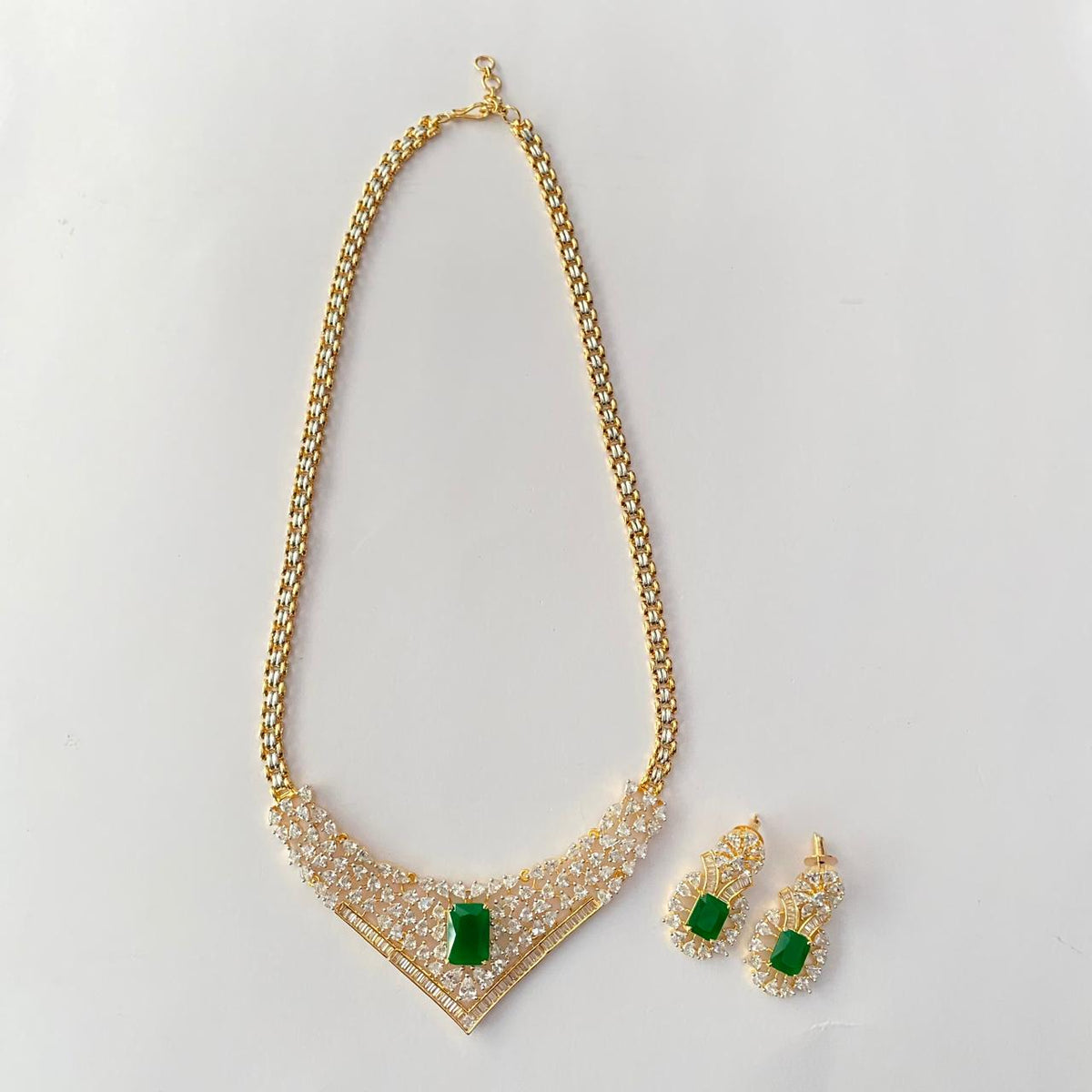 Green Center Stone Gold Plated Diamond Necklace Set