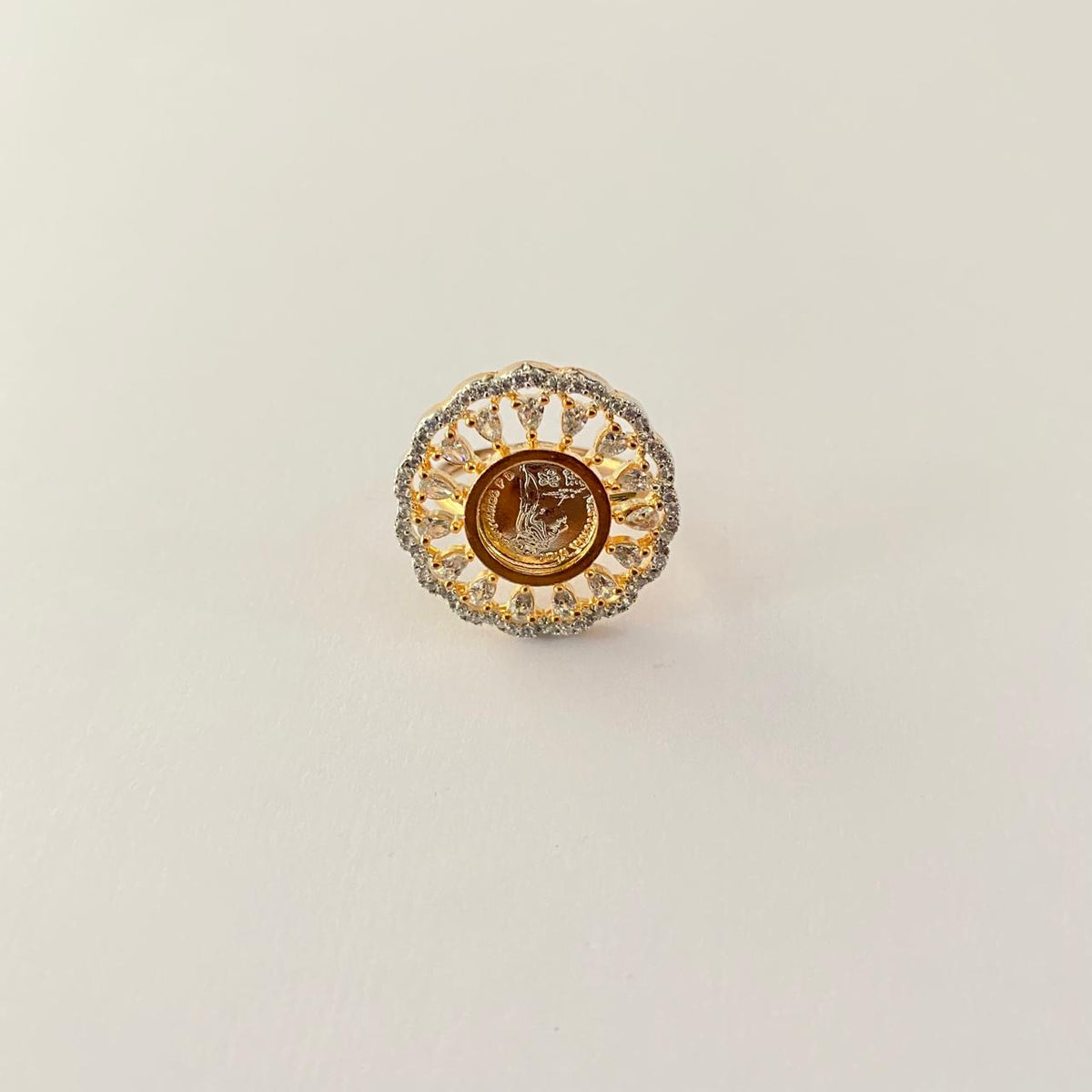 Round Shape Gold Plated Gini Ring