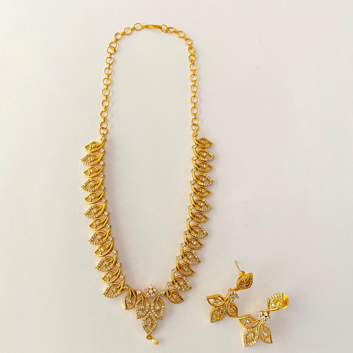 Diamond Antique Gold Plated Necklace Set