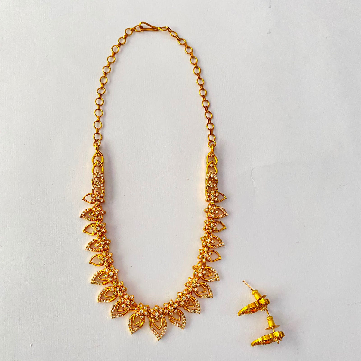 Antique Gold Diamond Necklace Set