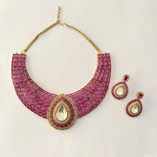 Antique Gold Polki Necklace Set