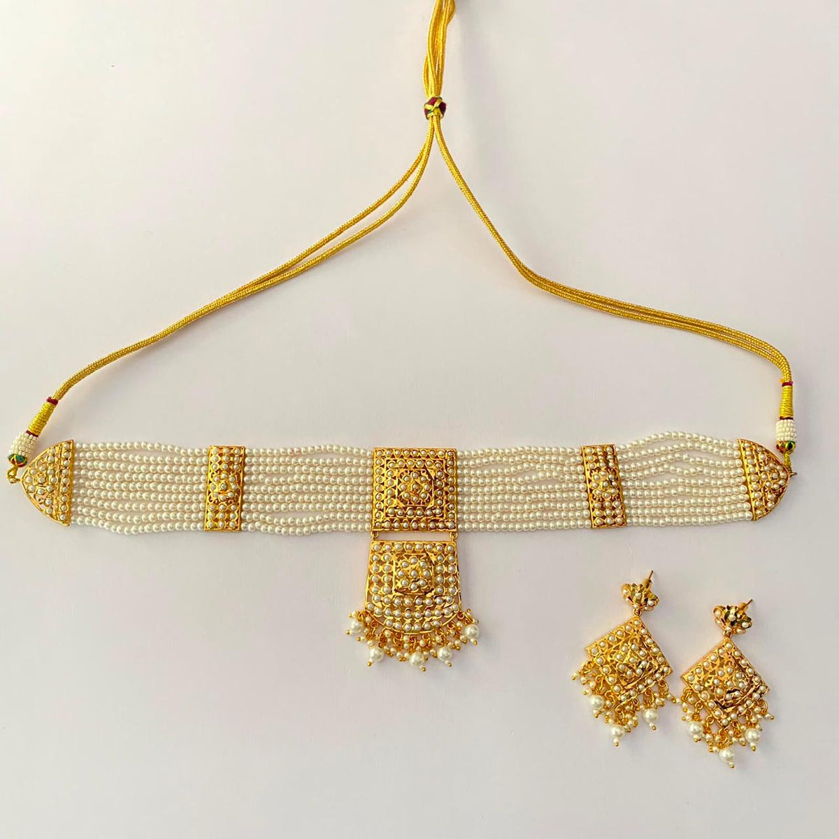 Gold Plated Jadau White Beads Choker Set