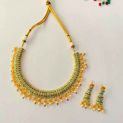 Firoza & Black Gold Plated Hasli Jadau Necklace Set
