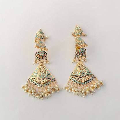 Firoza White Pearl Kaan Chain Earring