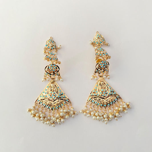 Firoza White Pearl Kaan Chain Earring