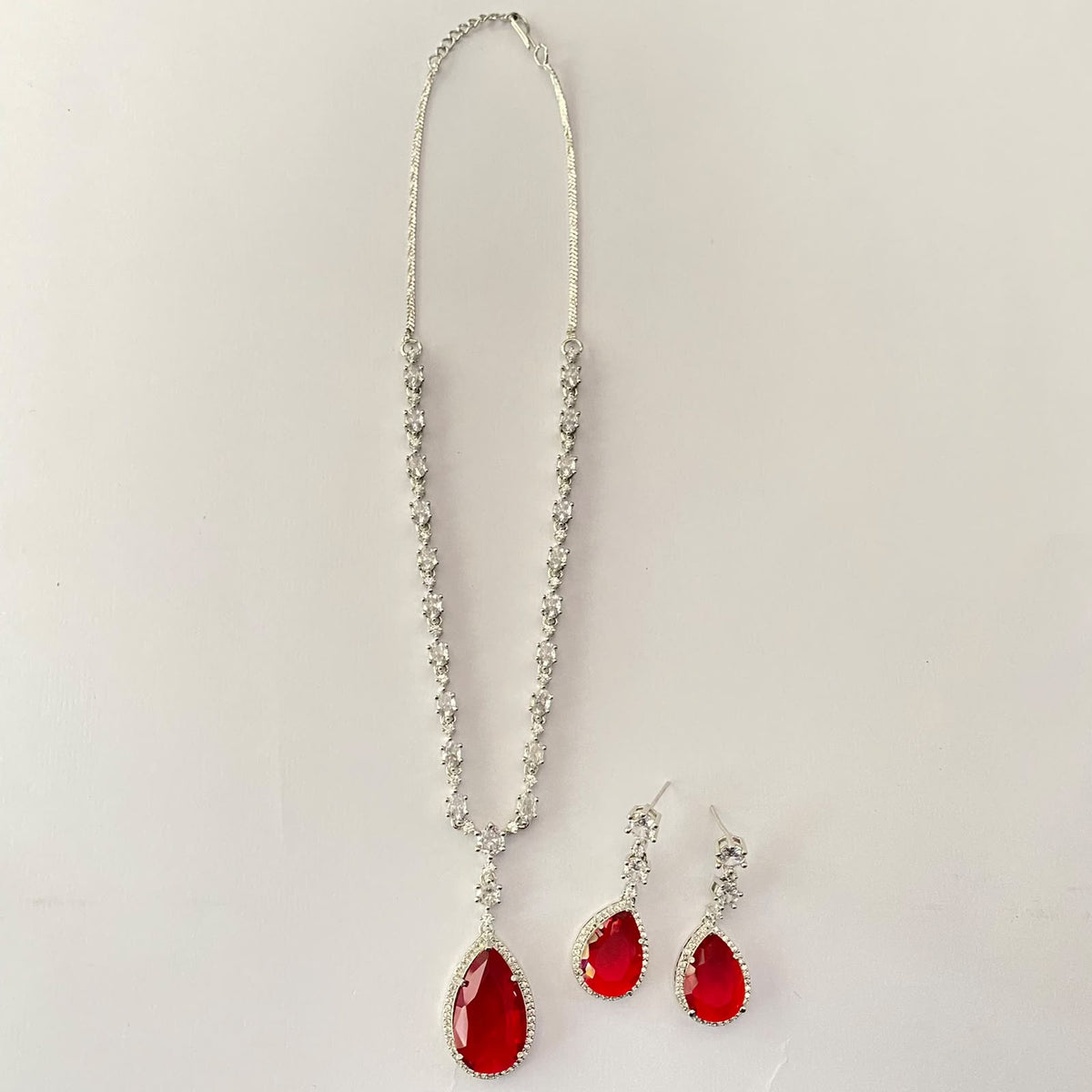 Silver Plated Ruby Drop Sleek Necklace Set
