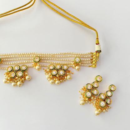 White Beads Gold Plated Kundan Drop Pearl Choker Set