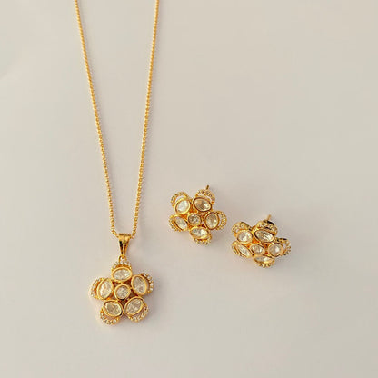 Polki Floral Pendant Set