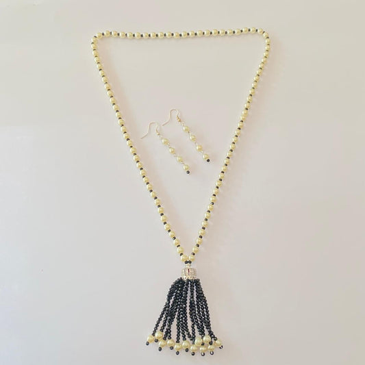 wither pearl with Black beads Western Necklace ser