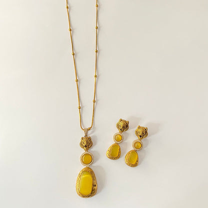 Trendy Yellow Stone Antique Gold Plated Pendant with Earring