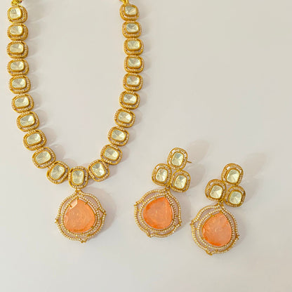 Antique Peach Stone Color Polki Necklace Set