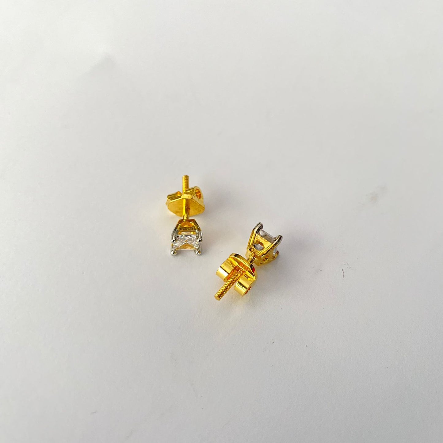 Gold Plated Square Shape Small Screw Back Solitaire
