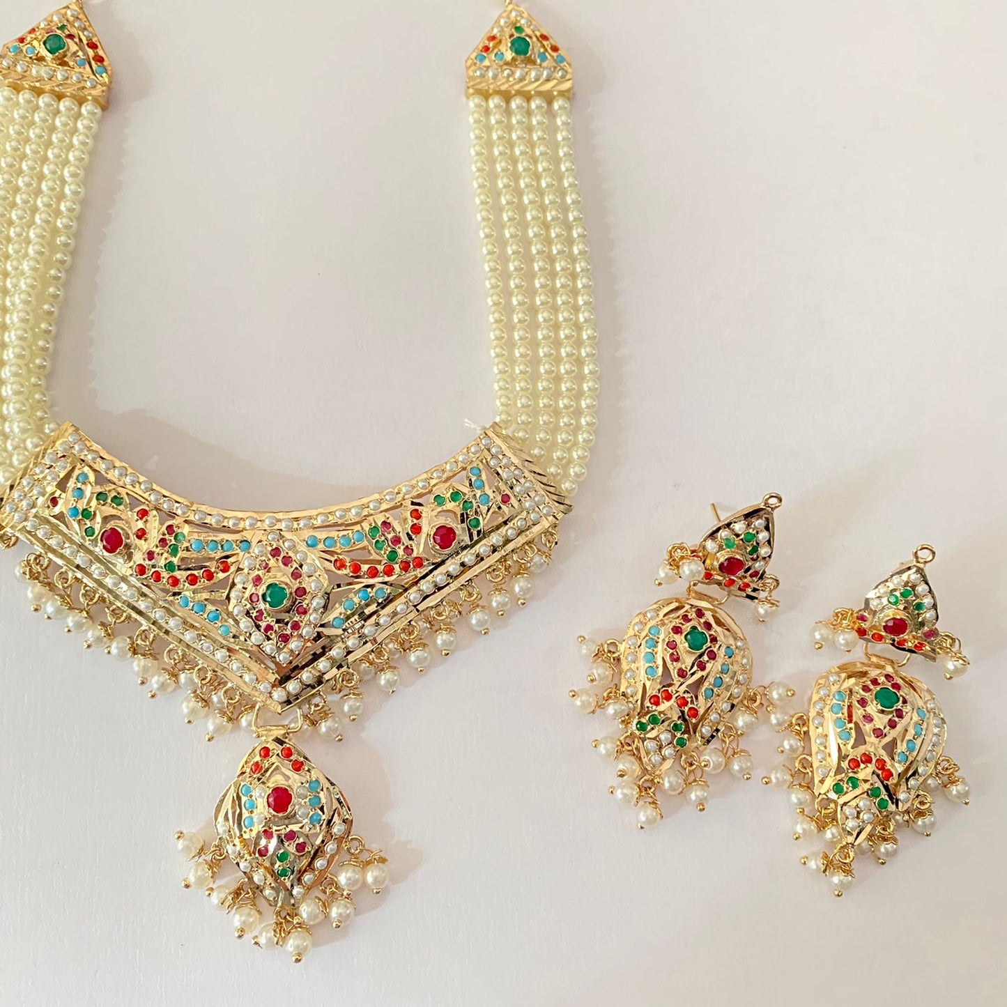 Multi Jadau White Pearl Necklace Set