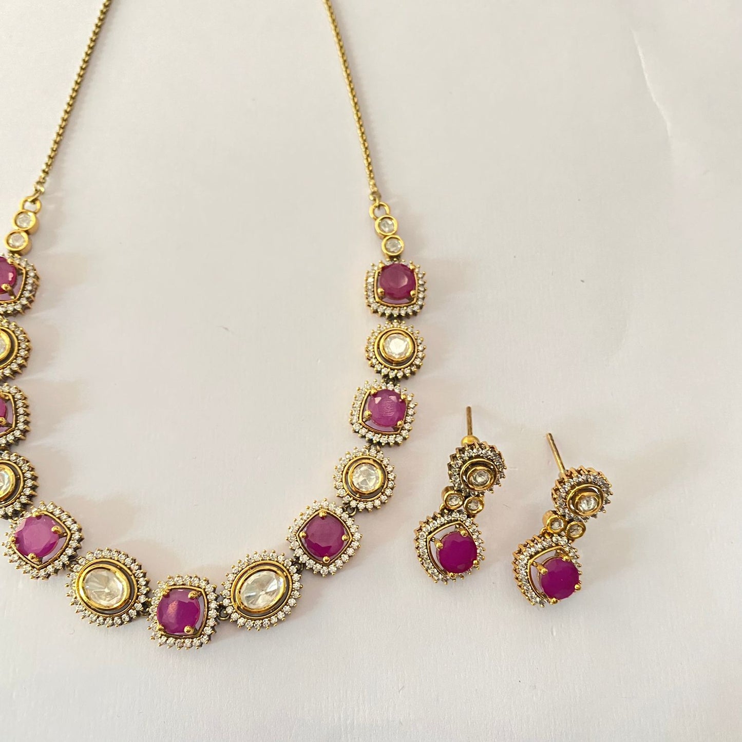 Antique Ruby Kundan Sleek Necklace Set