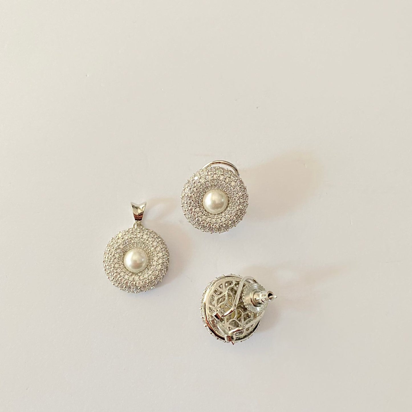 Silver Plated Back Clip Pearl Small Pendant Set