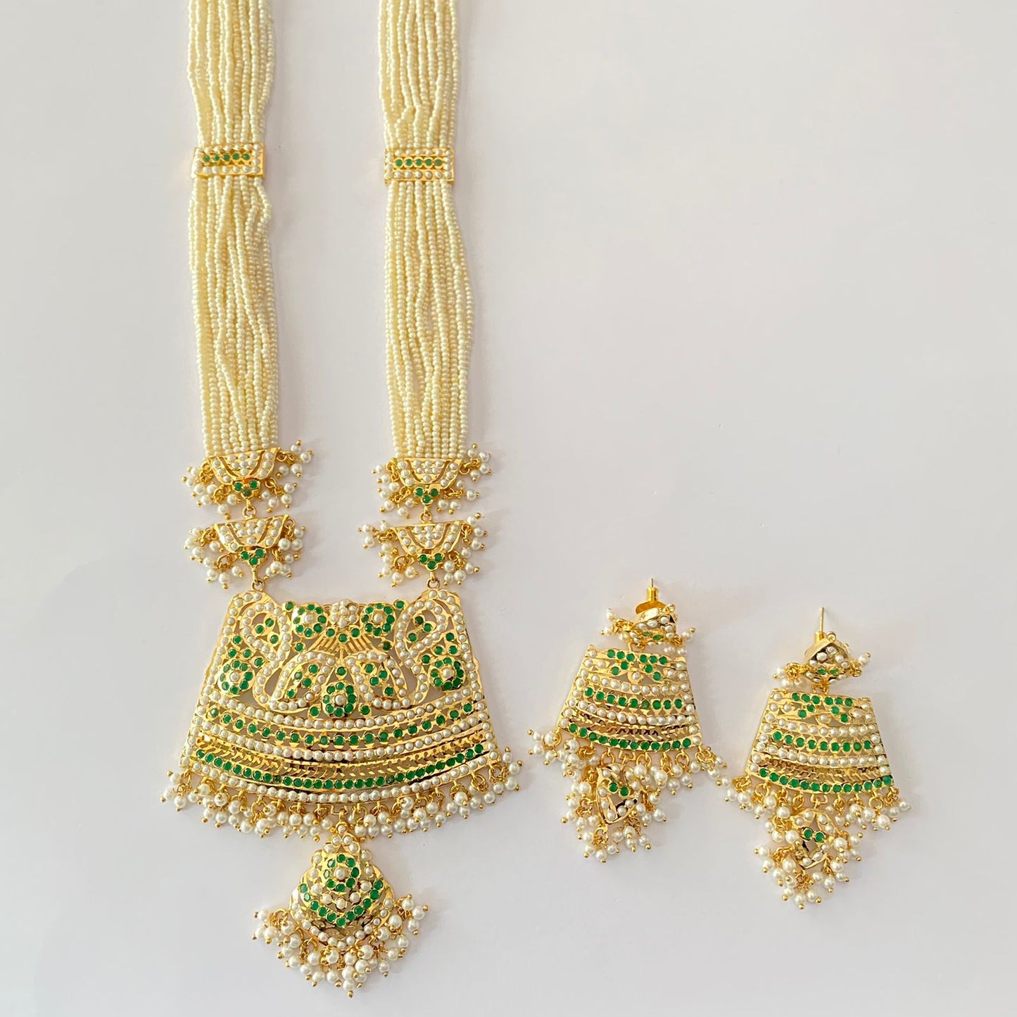 Long White Beads Green Jadau Rani Haar