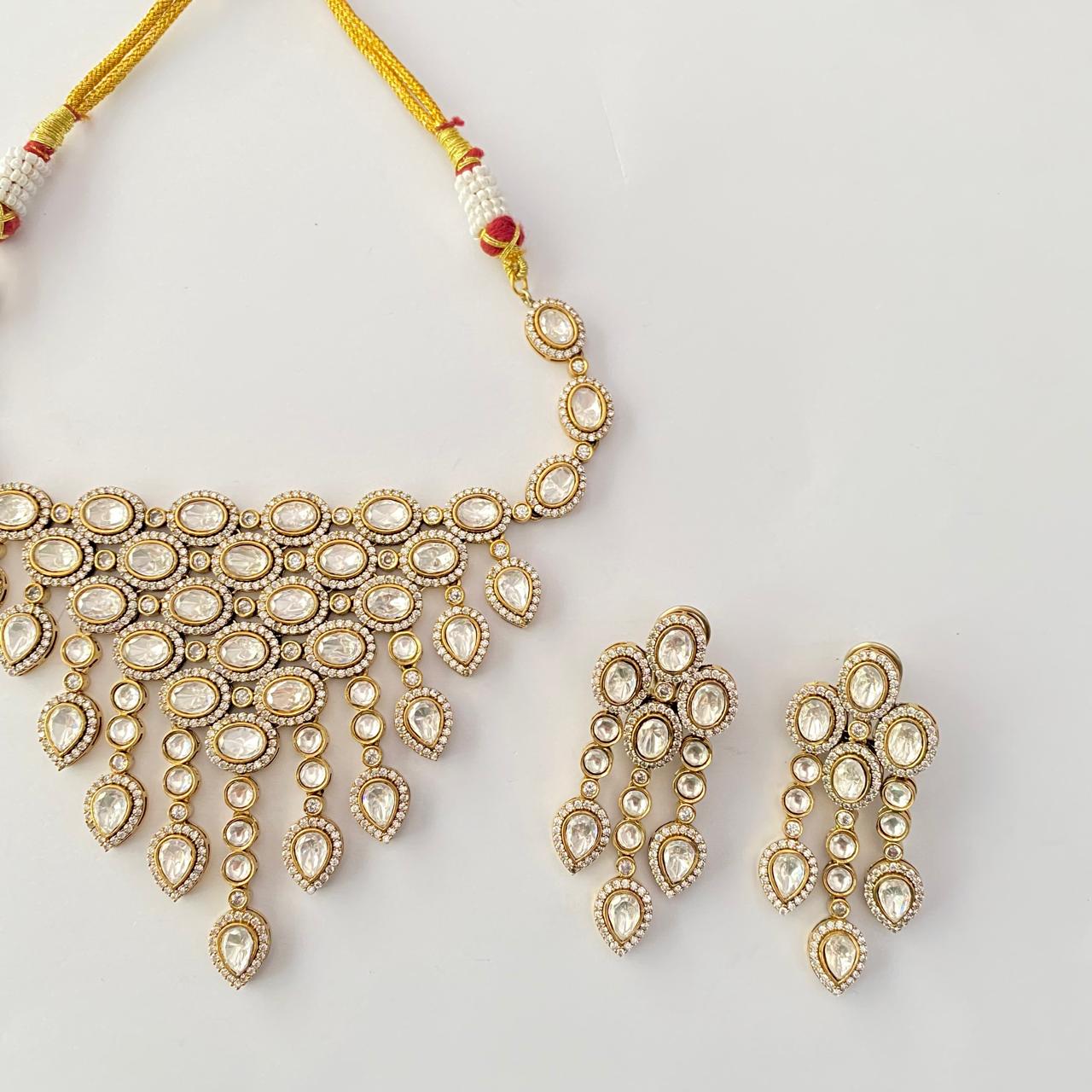 Antique Gold Kundan Choker Set