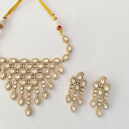 Antique Gold Kundan Choker Set