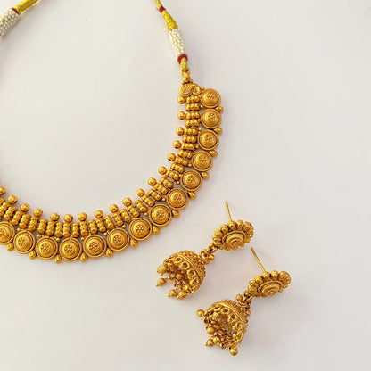 Gold Plated Sleek Necklace Set