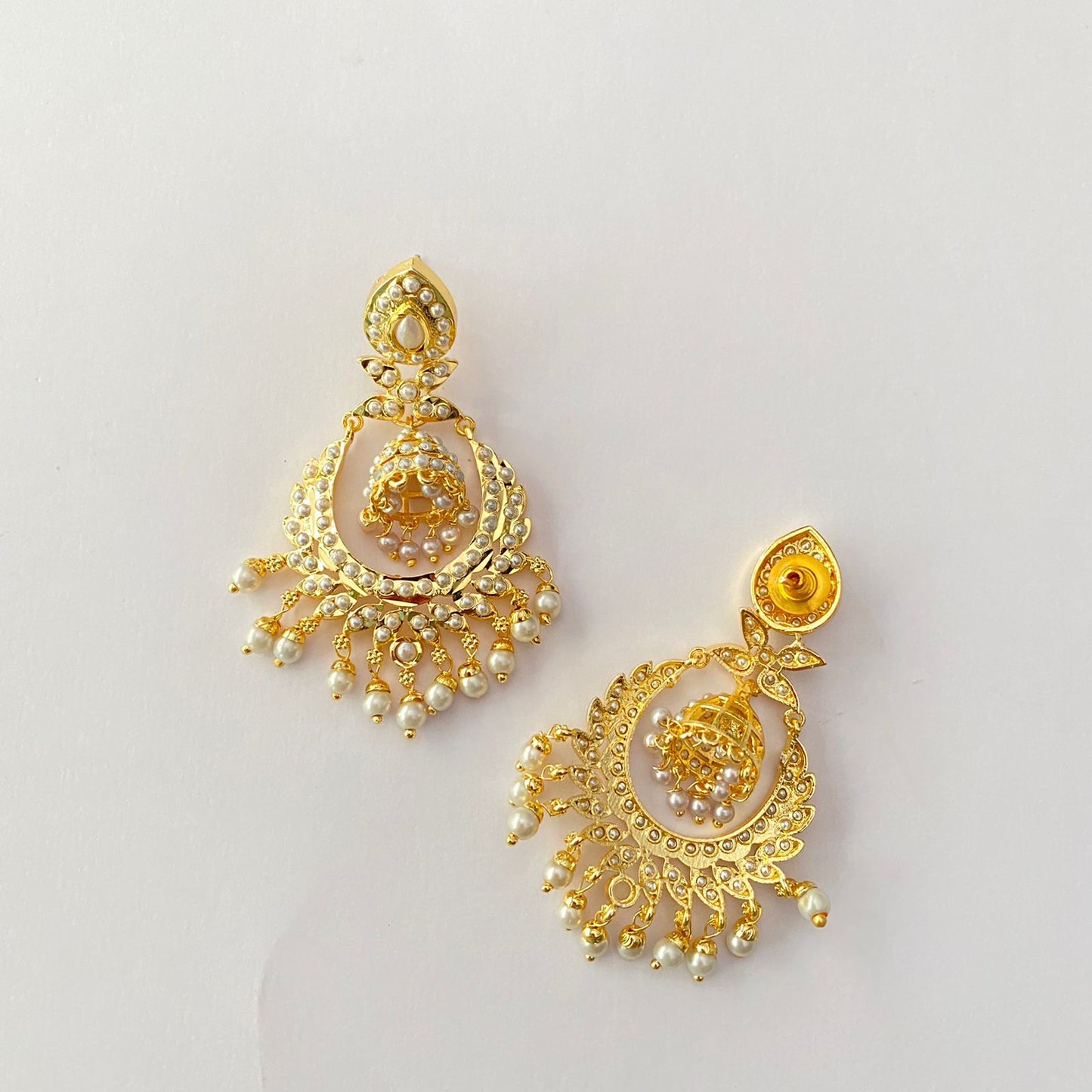 White Pearl Gold Plated Jadau Earring