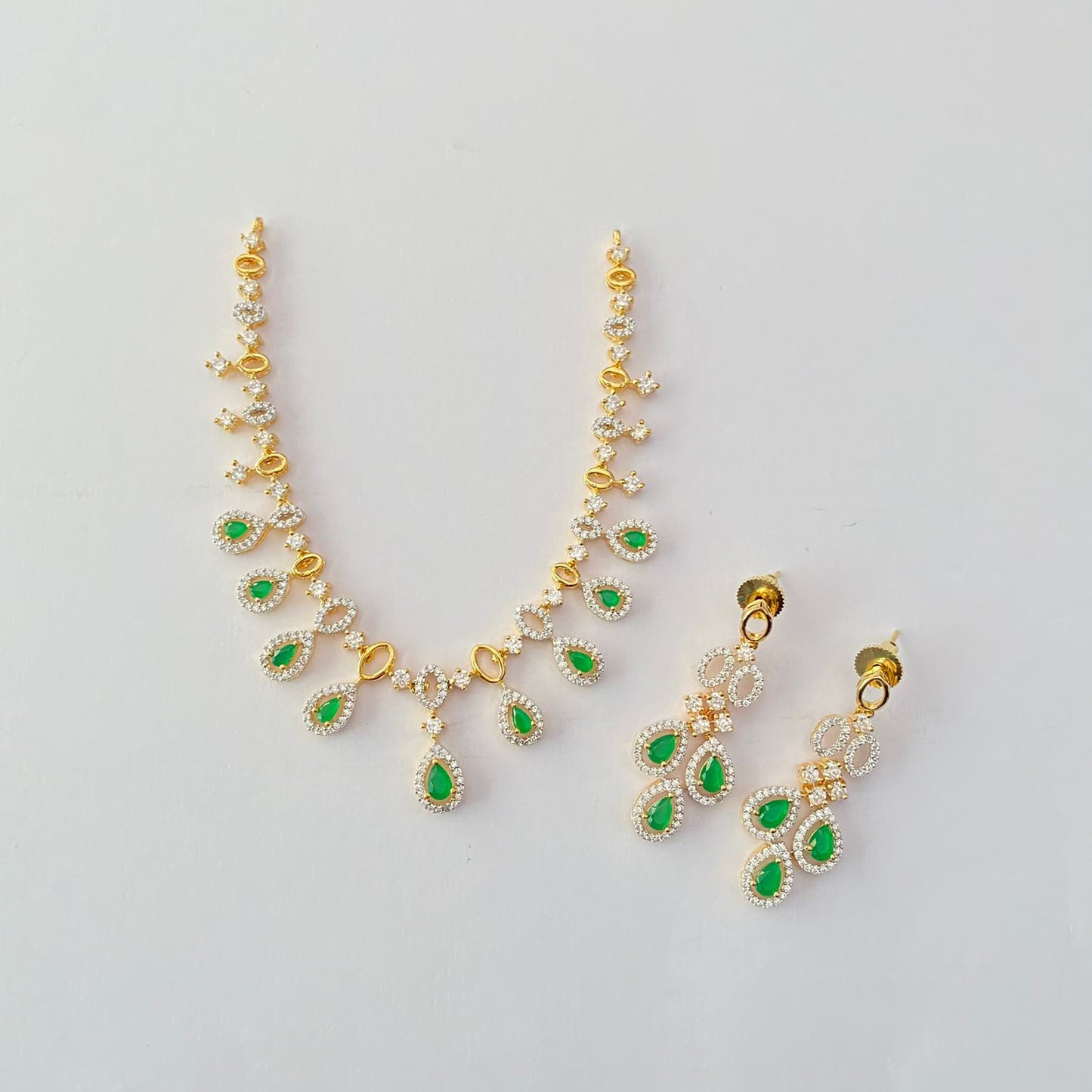 Emerald Gold Plated Necklace Set.