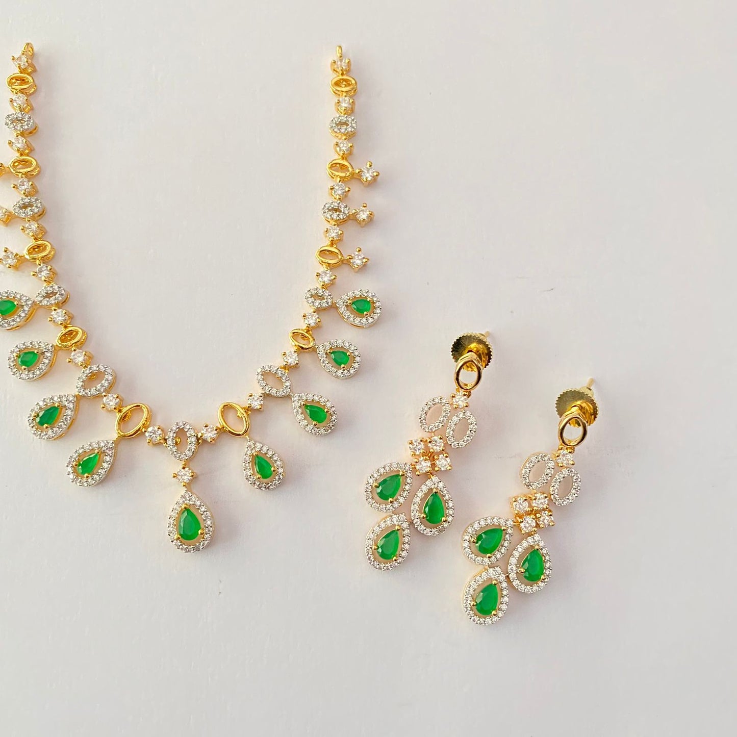 Emerald Gold Plated Necklace Set.