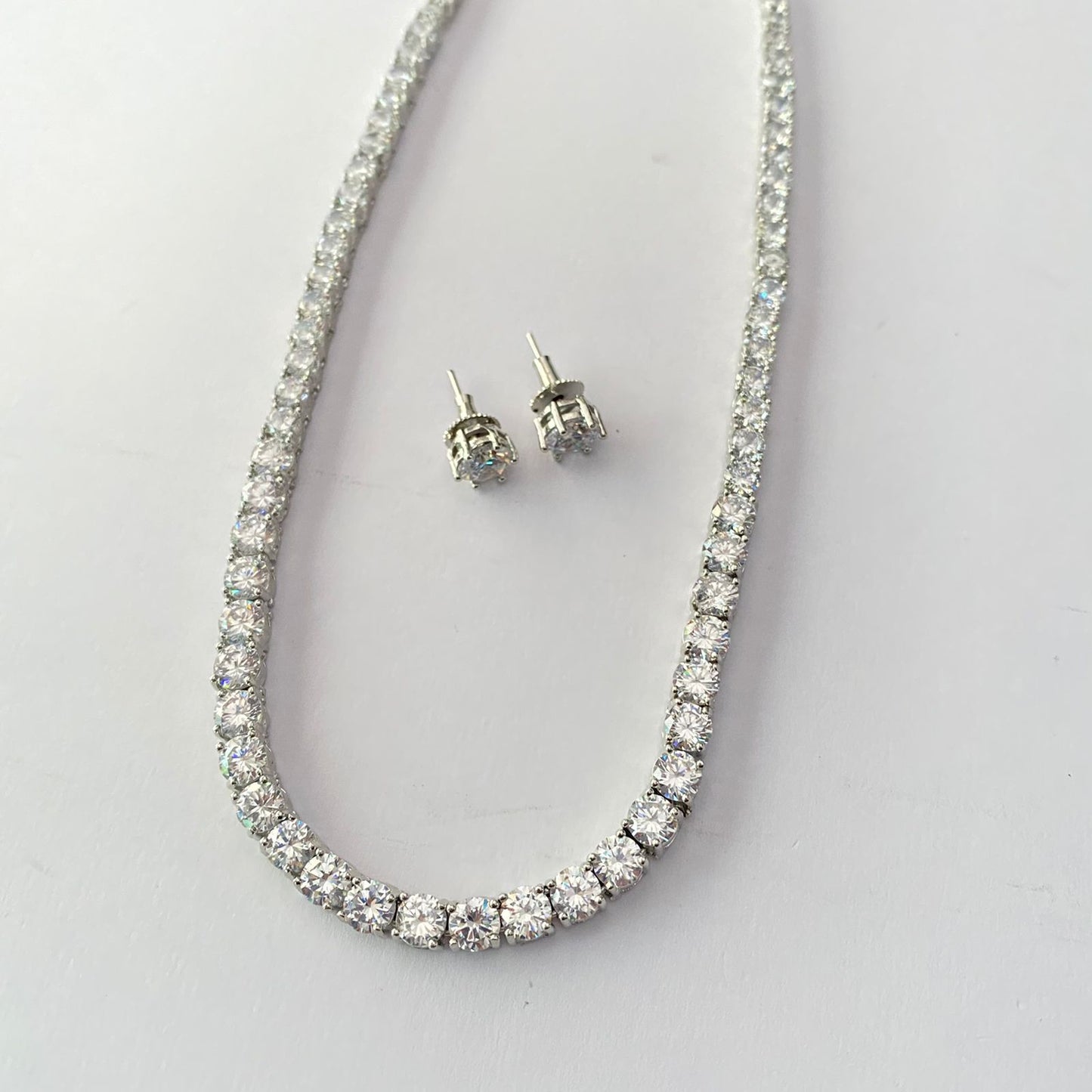 Single Line Diamond Necklace Set
