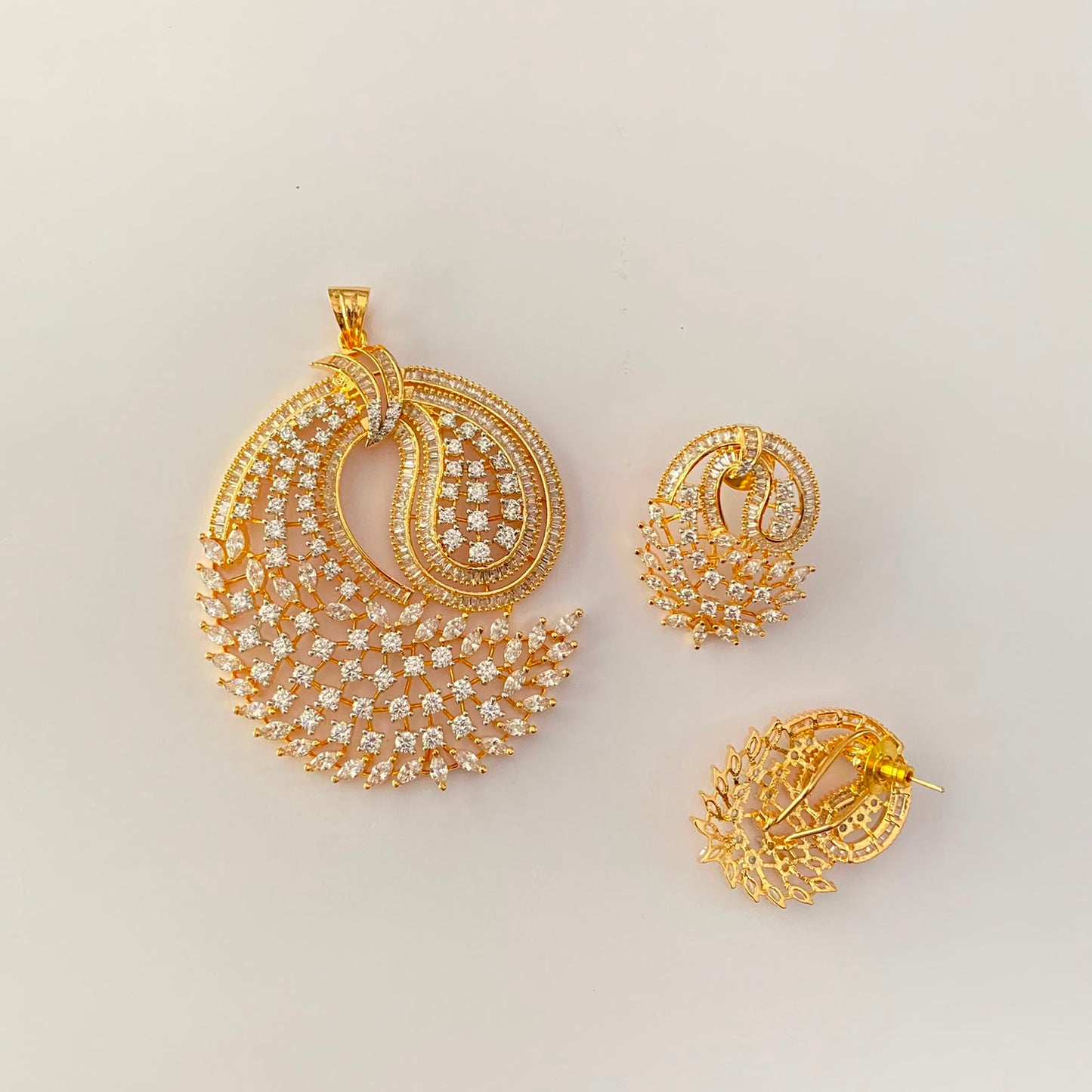 Diamond Big Gold Plated Pendant Set
