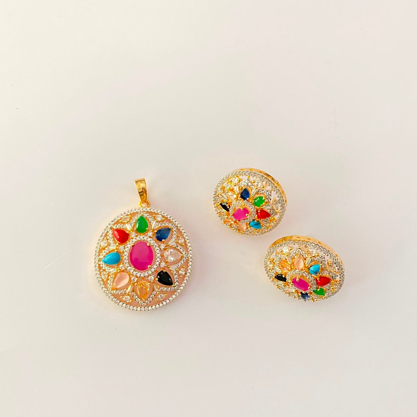Navrattan Gold Plated Round Shape Pendant Set