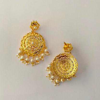 Gold Plated White Pearl Jadau Earring