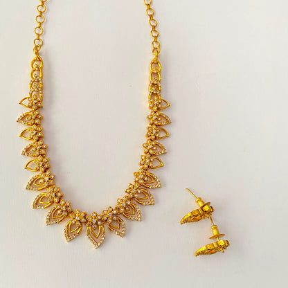 Antique Gold Diamond Necklace Set