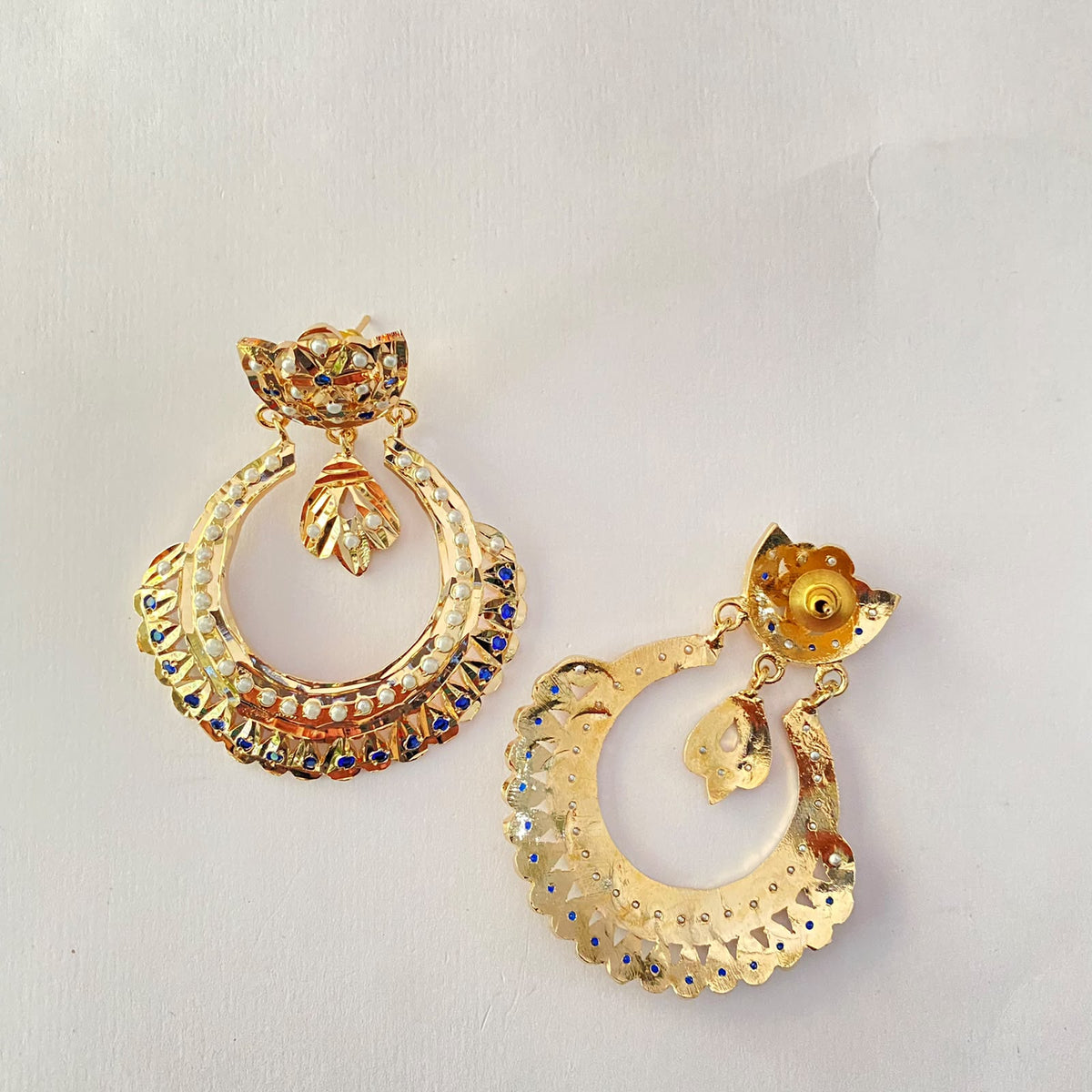 Jadau Pearl Blue Earring